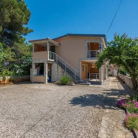 Appartement With Parking Space - 20233
