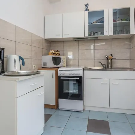 With Parking Space - 20233 Appartement