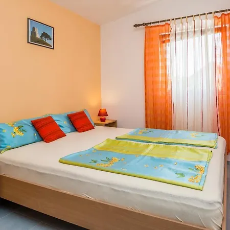 Appartement With Parking Space - 20233