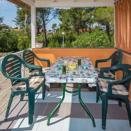 Apartment With Parking Space - 20233 *