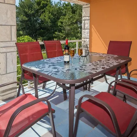 With Parking Space - 20233 ויר