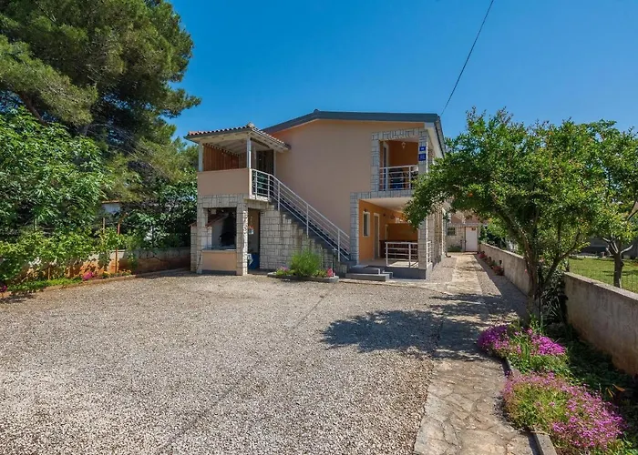 Apartman With Parking Space - 20233